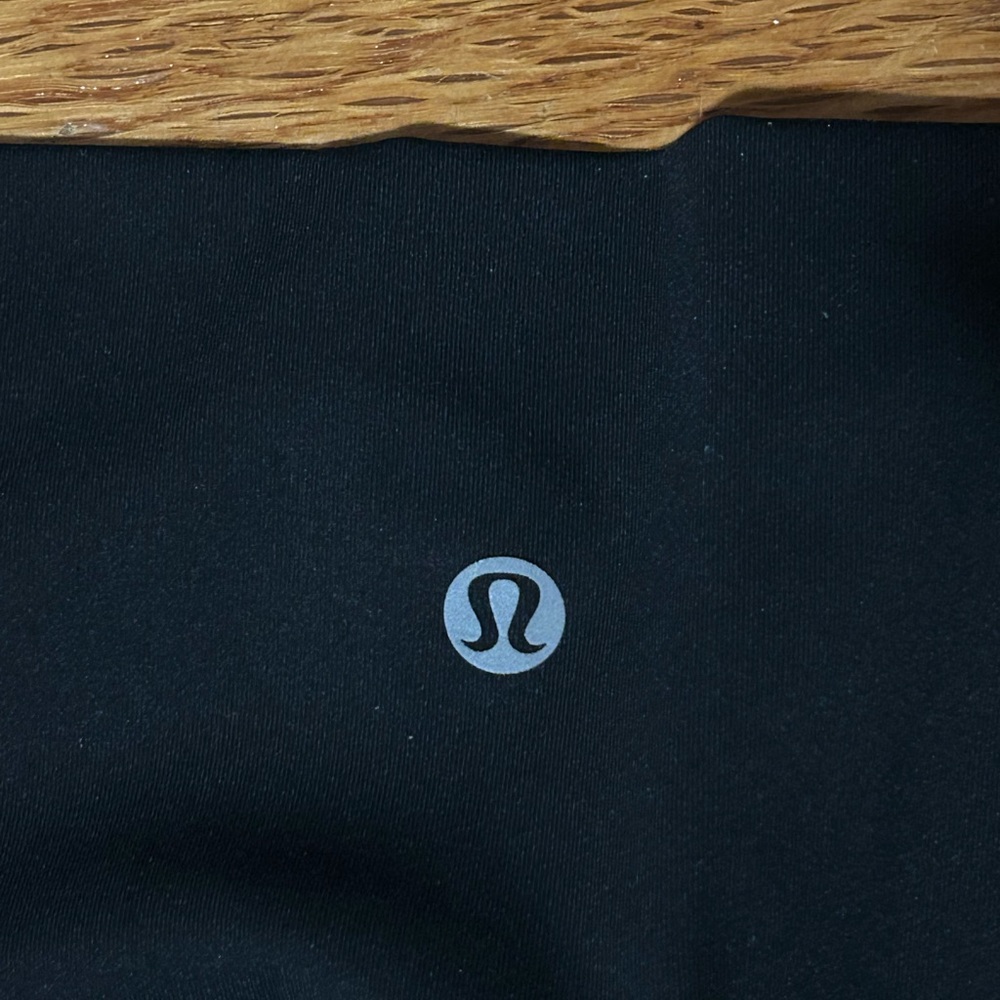 Lululemon black leggings